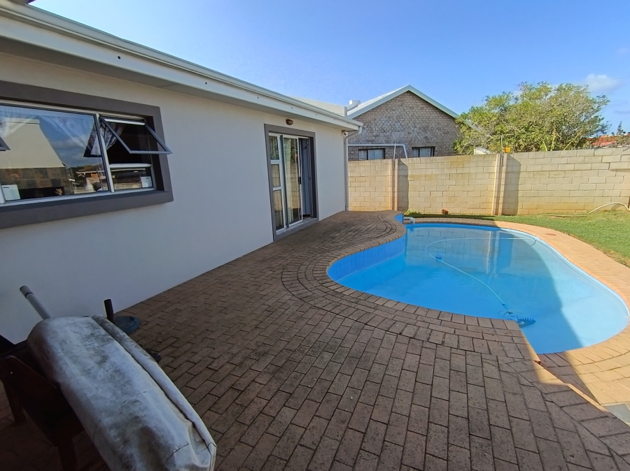 3 Bedroom Property for Sale in Noorsekloof Eastern Cape